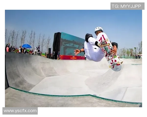 重庆街舞队在滑板精英赛中以57分稳居积分榜首位